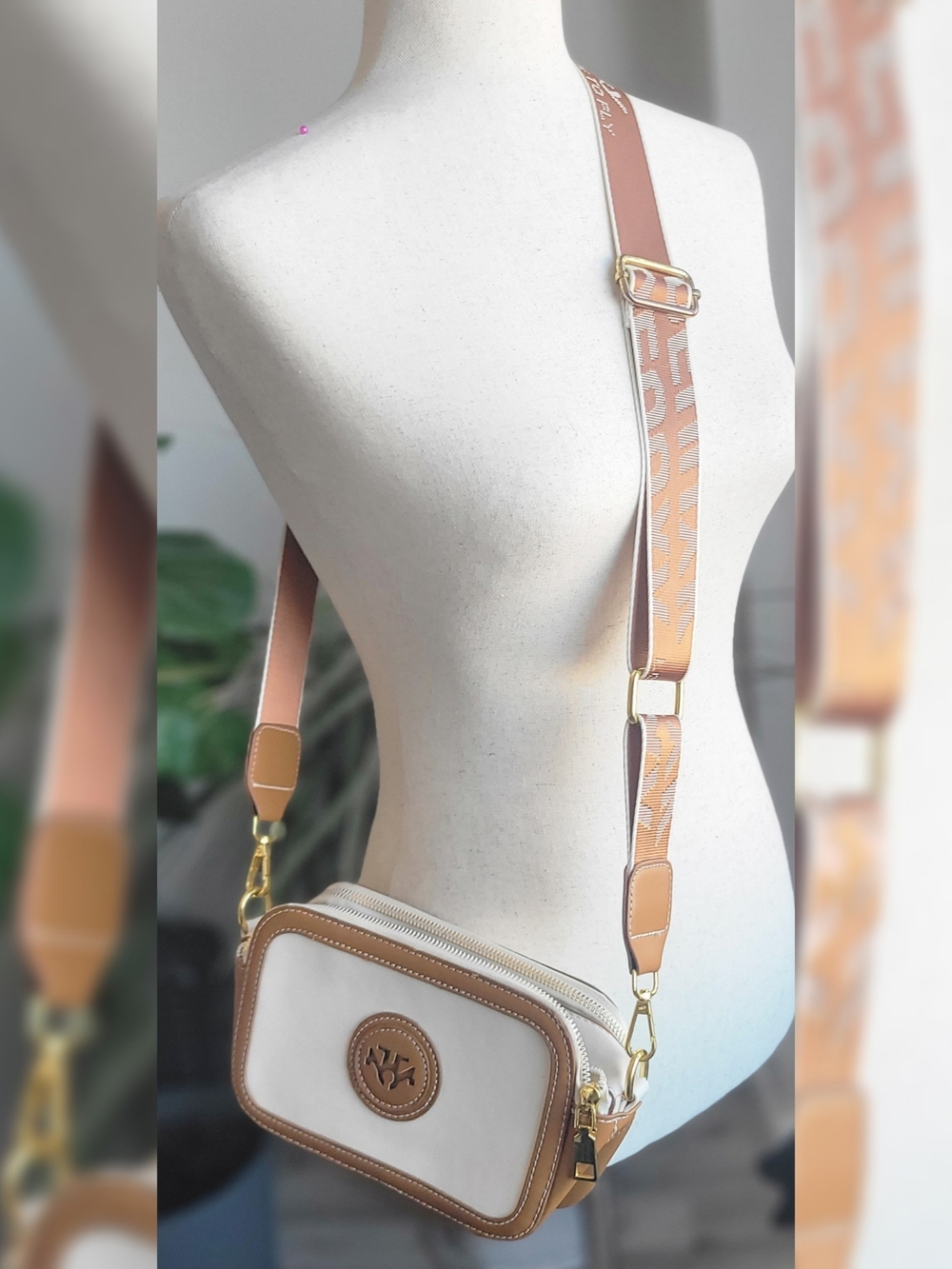 Neutral Beige Camera Bag Wide Strap Crossbody Chic Purse